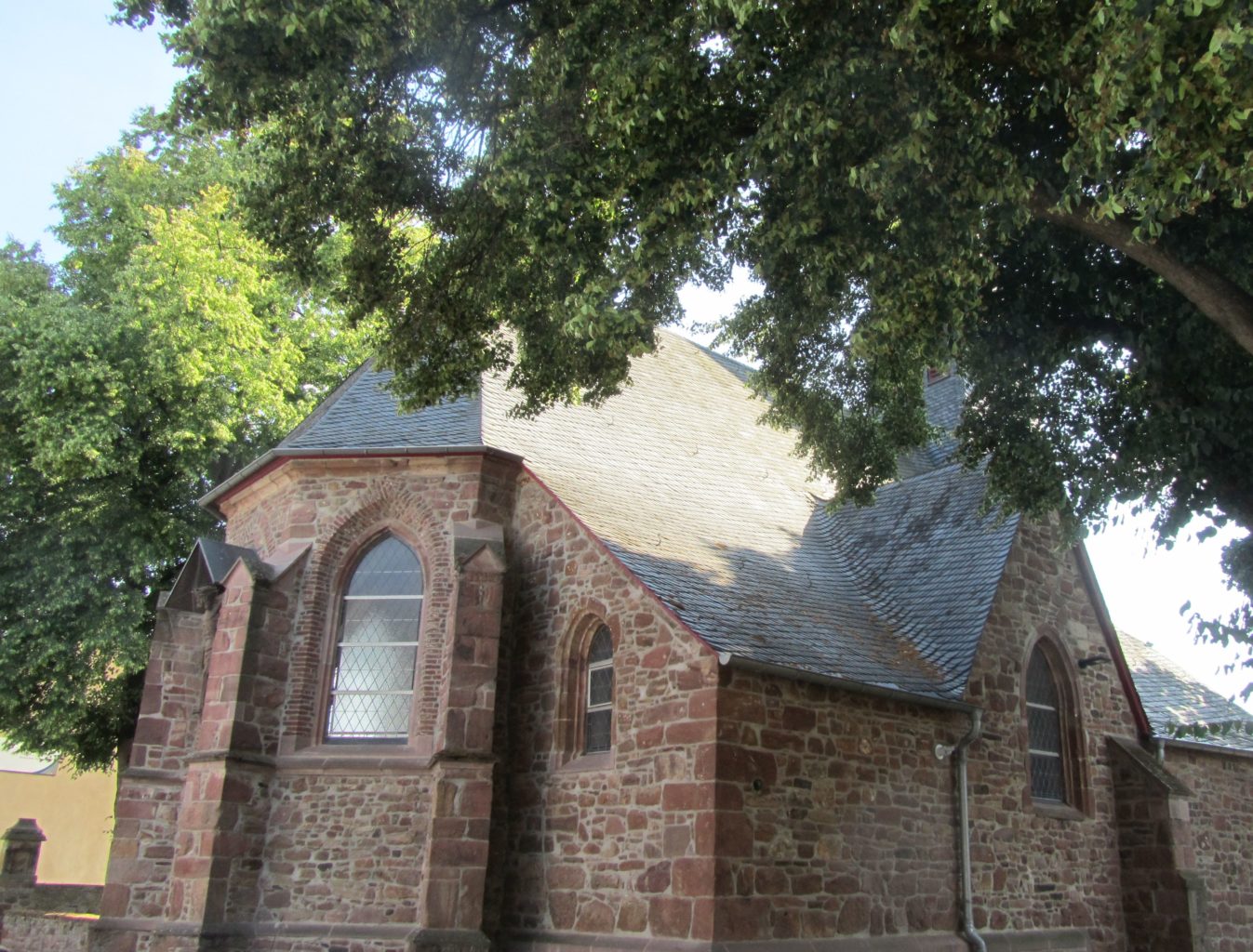 Alte Kirche in Niederau