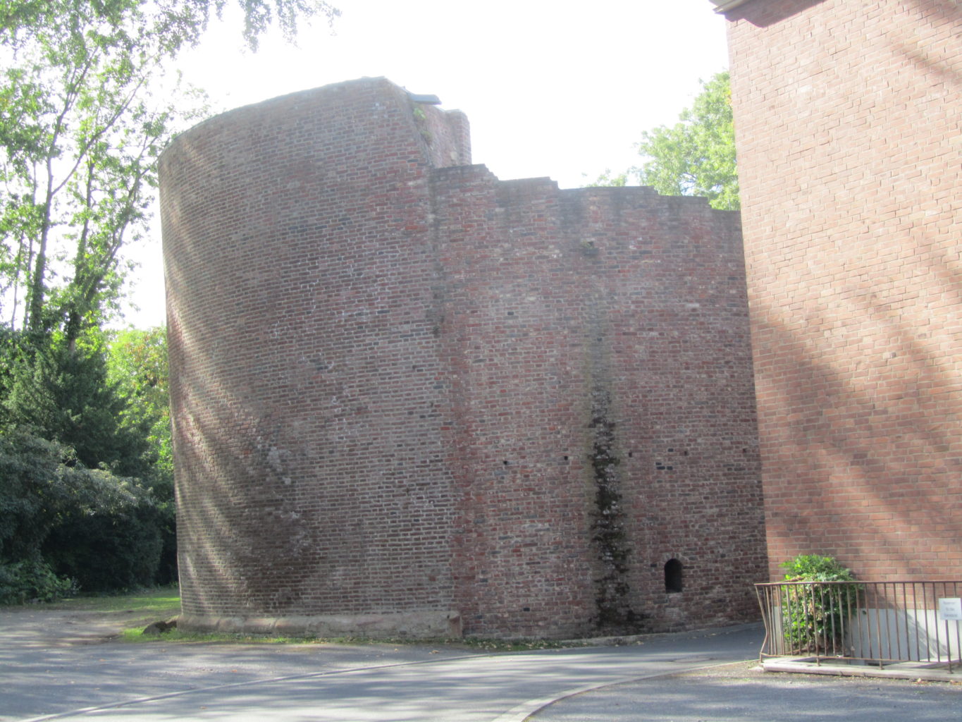 Dicker Turm der Stadtmauer