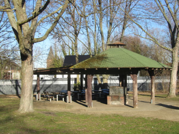 Grillhütte im Josef-Vosen-Park