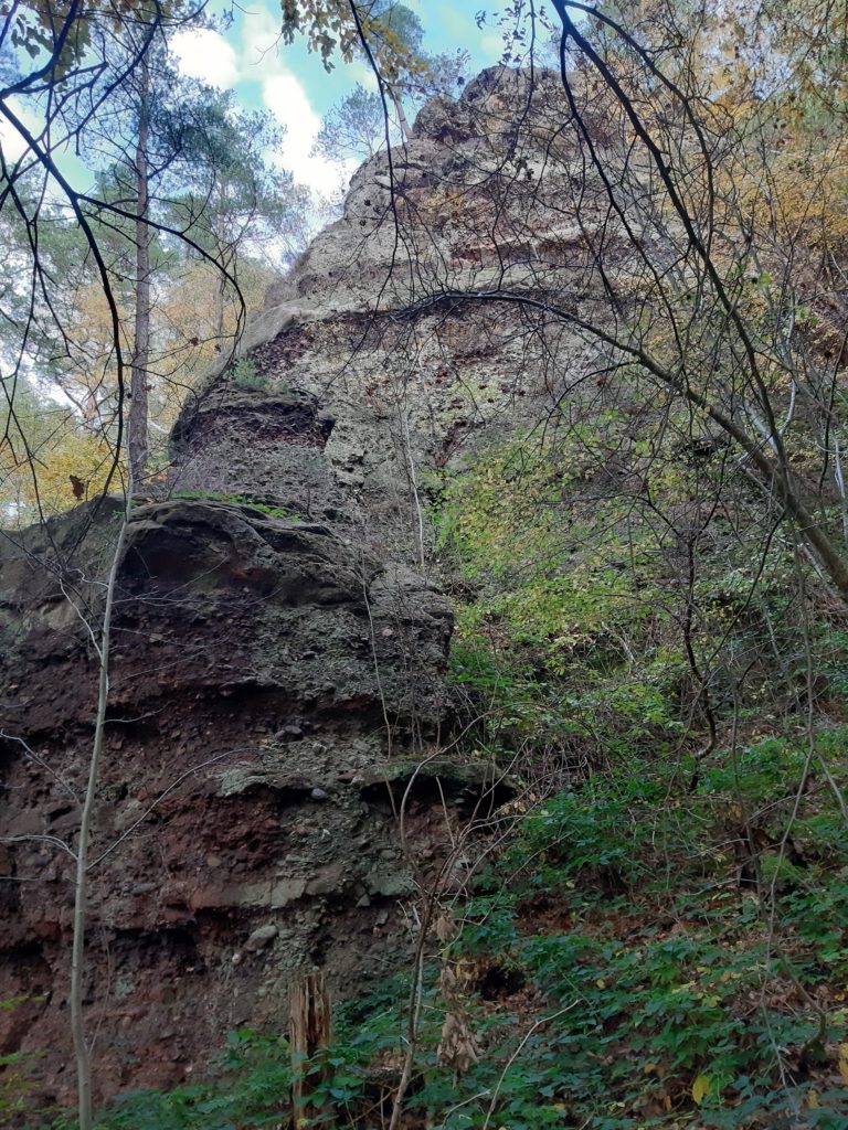 Felsen oberhalb von Zerkall