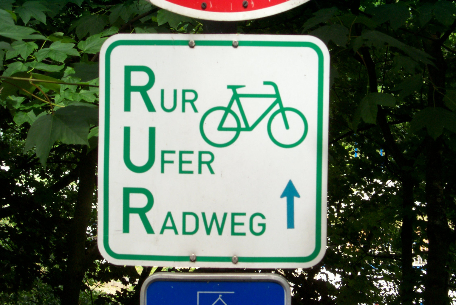 Rurufer-Radweg Schild