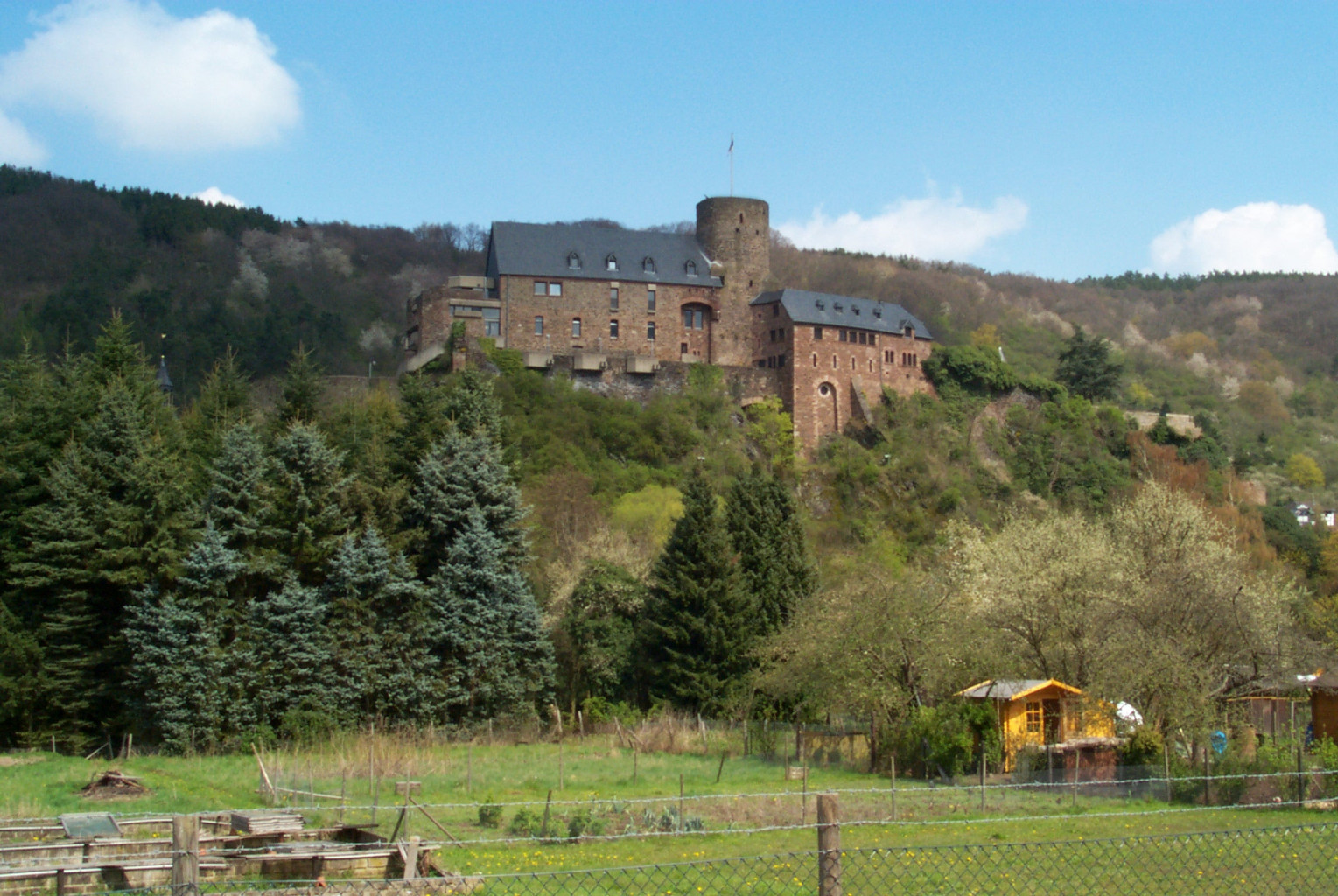 Burg Hengebach