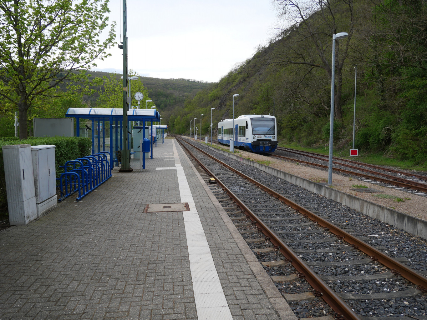 Rurtalbahn am Bahnhof Heimbach
