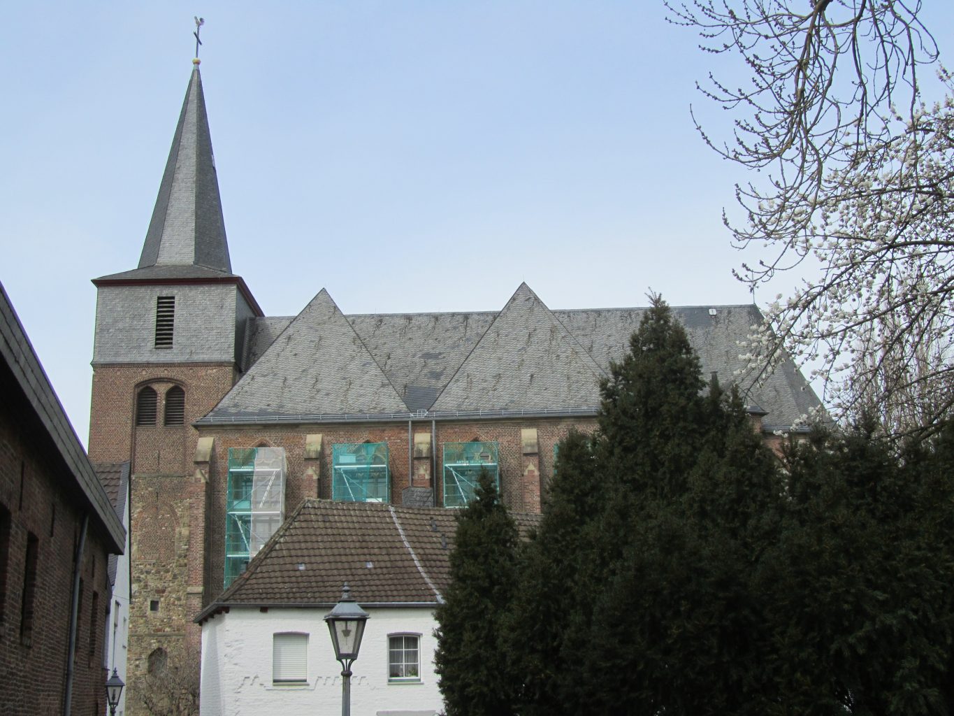 Kirche St. Martinus Linnich Seite